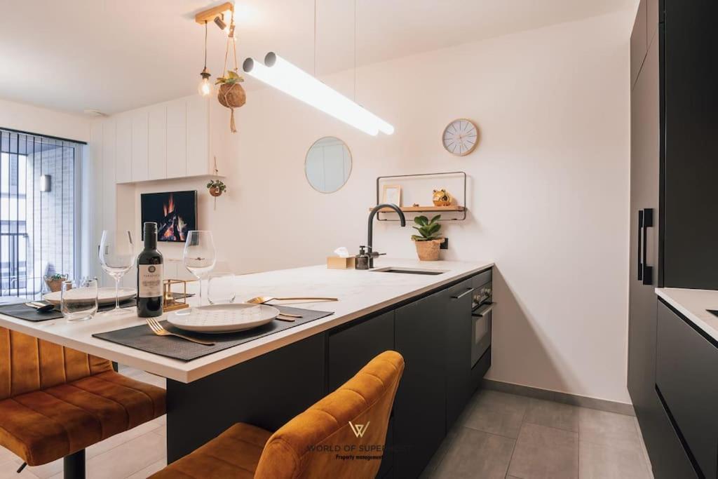 Appartement Met Twee Aan Zee